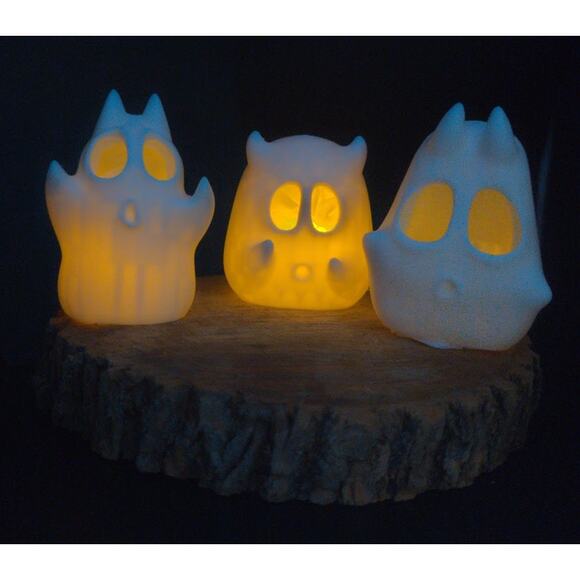 Cheeky Ghost Tealight Holders – Halloween Luminary Set, Hollow, Decorative - Picture 2 of 4